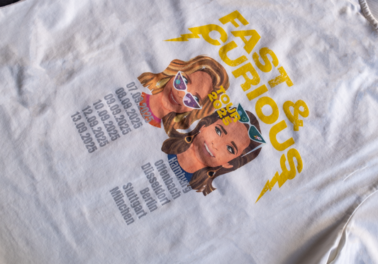 Weiß T-Shirt Tour 2025